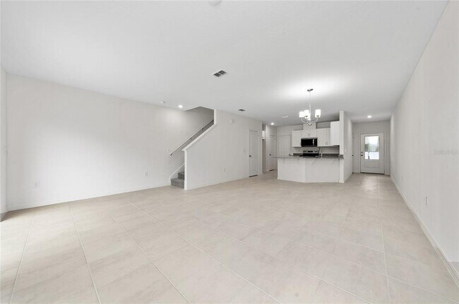 Building Photo - 2810 Raindrop Run St