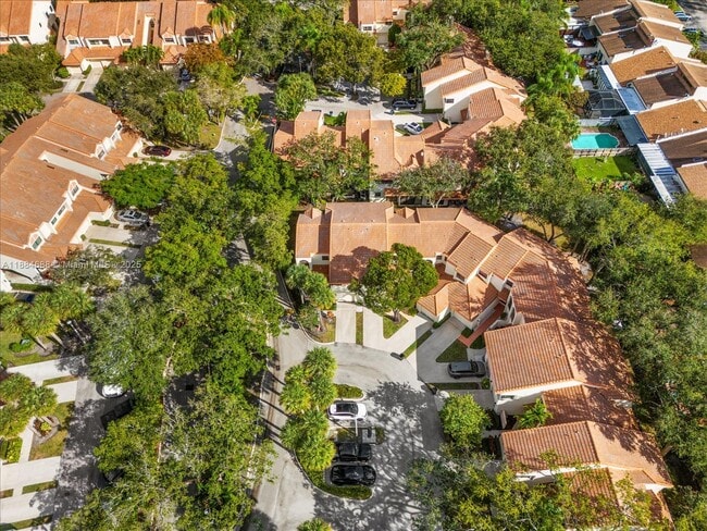 Building Photo - 3400 Emerald Oaks Dr