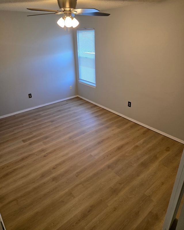 Building Photo - 3941 W Bamboo Dr