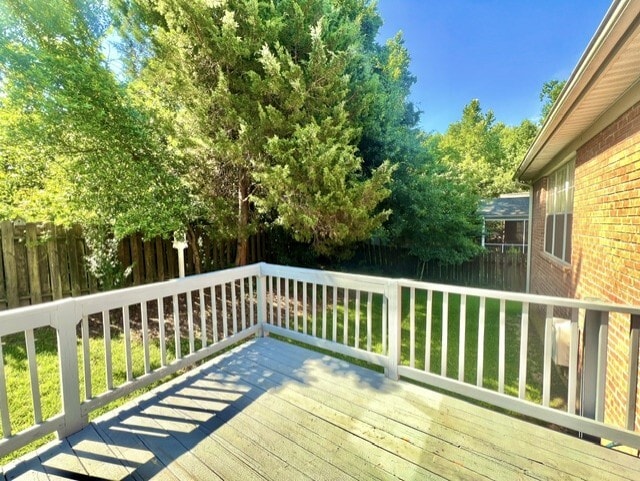 Building Photo - 606 Trillium Ct