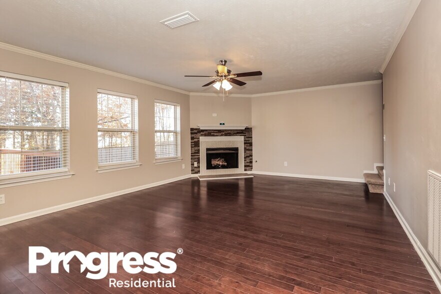 Building Photo - 5337 Sunnyvale Dr