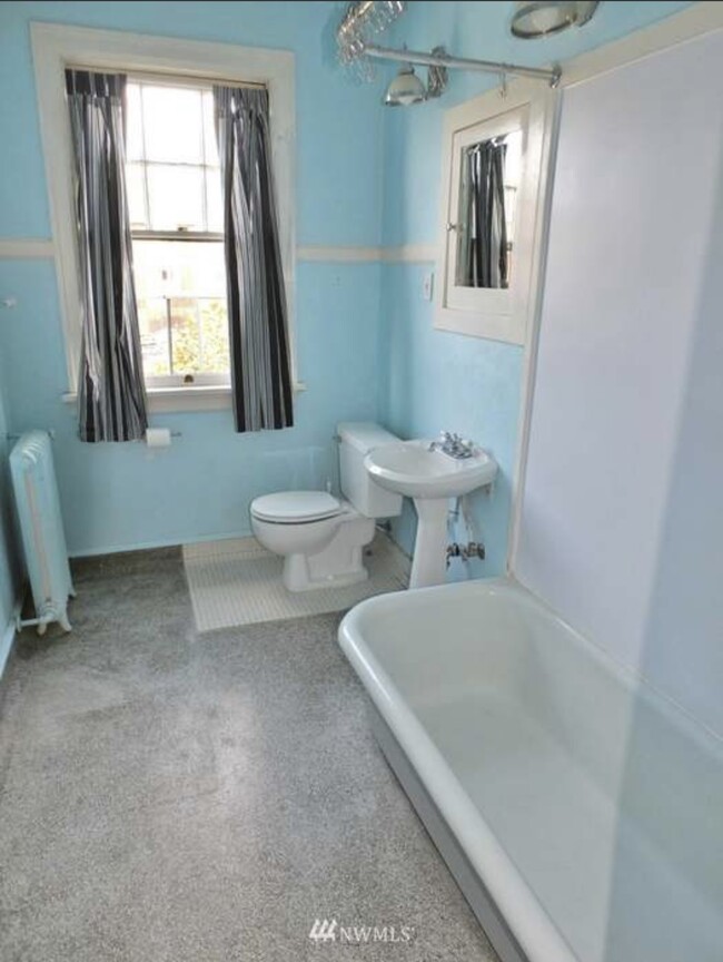 Bathroom - 720 6th Ave 306