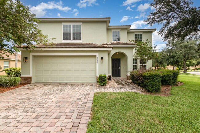 Building Photo - 9026 Paolos Pl