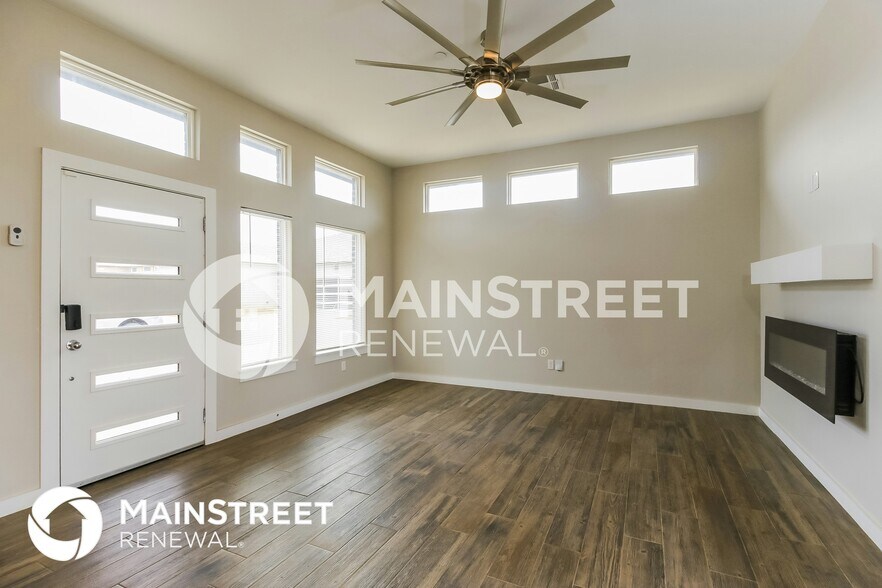 Building Photo - 11249 Paradise Out Ln