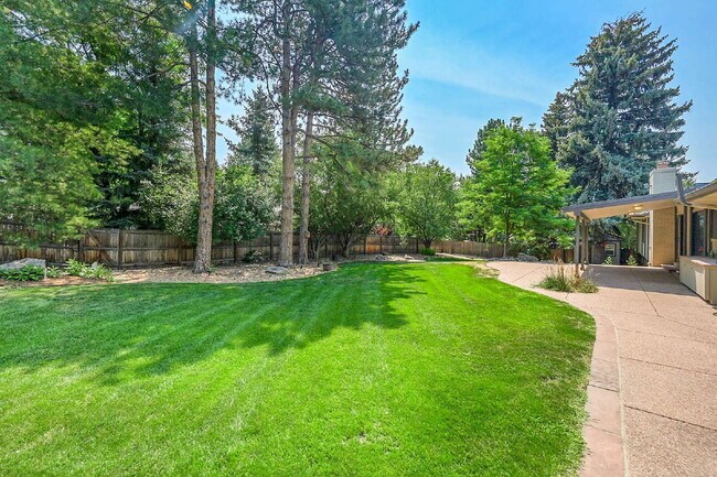 Building Photo - $6,850.00 - 5 Bedrooms, 3.5 Bathrooms, Sin...