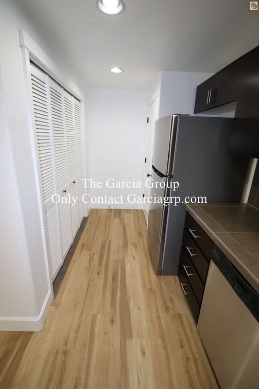 Building Photo - 765 NE Adwick Dr