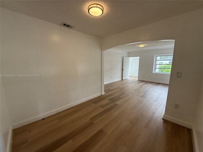 Building Photo - 955 NW 75th St
