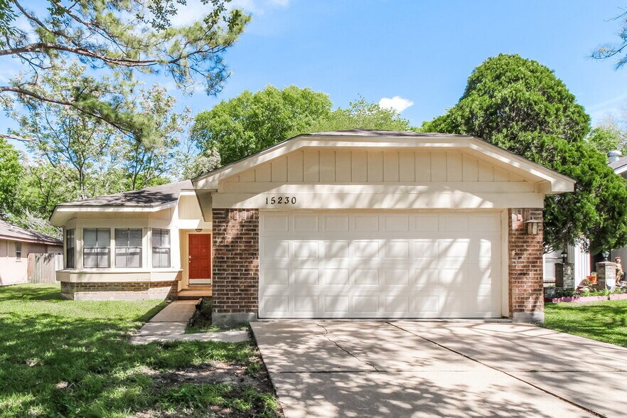 Primary Photo - 15230 Loma Paseo Dr
