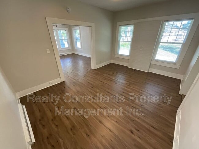 Building Photo - 508 Denny St