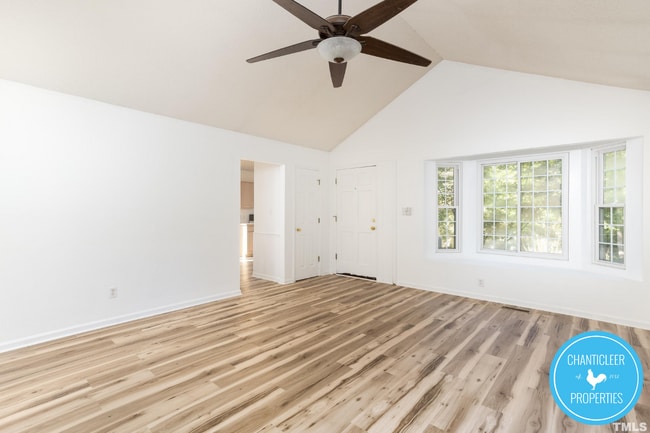 Building Photo - 326 Wilson St