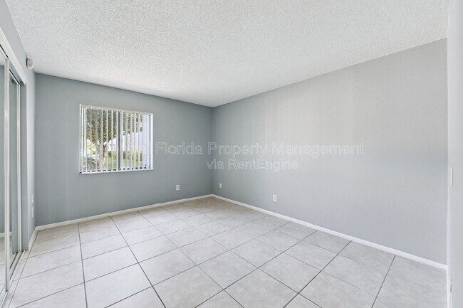 Building Photo - 116 Springwood Cir