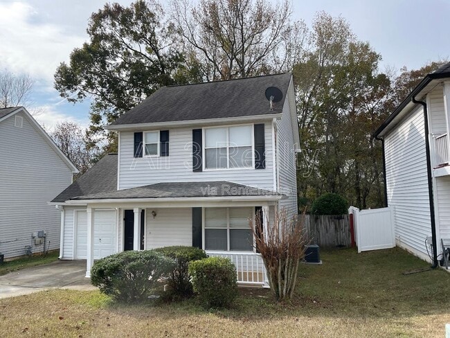 Building Photo - 823 Tramore Dr