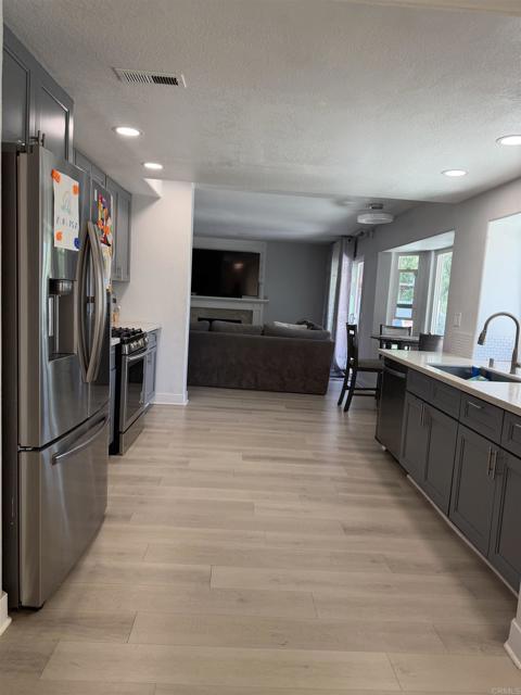 Building Photo - 10221 Greenleaf Rd