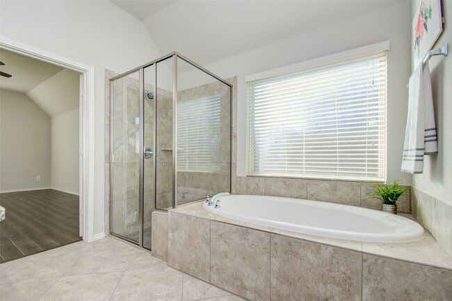 Building Photo - 13520 Mason Canyon Ln