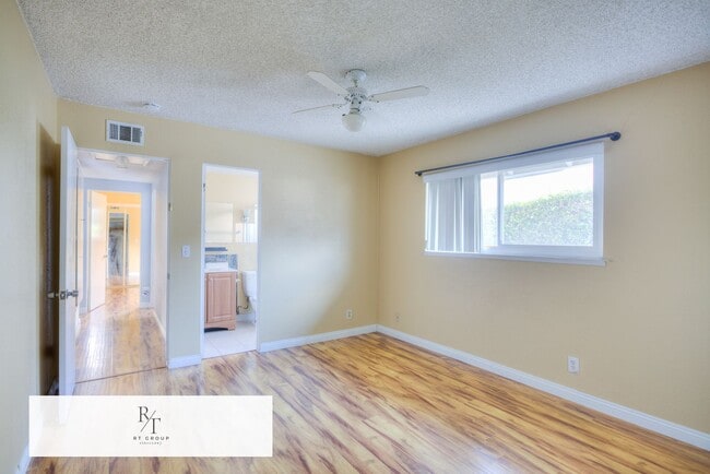 Building Photo - Welcome to Your Stylish Diamond Bar Home!