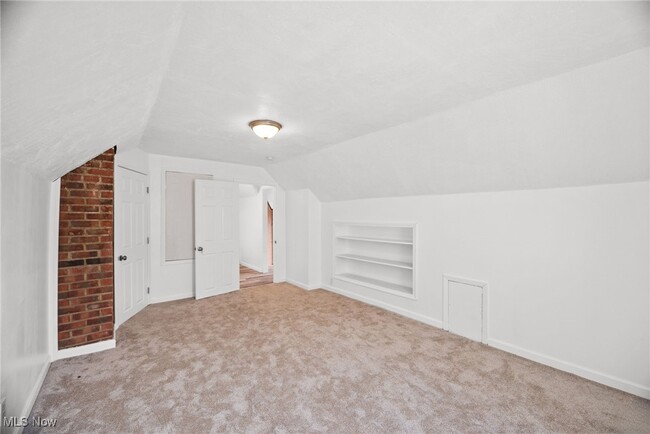 Building Photo - 15419 Edgewood Ave