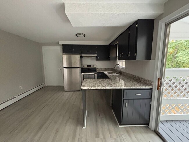 Building Photo - 1-7 Meisner