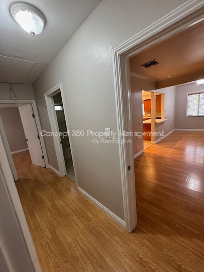 Building Photo - 17024 Crenshaw Blvd