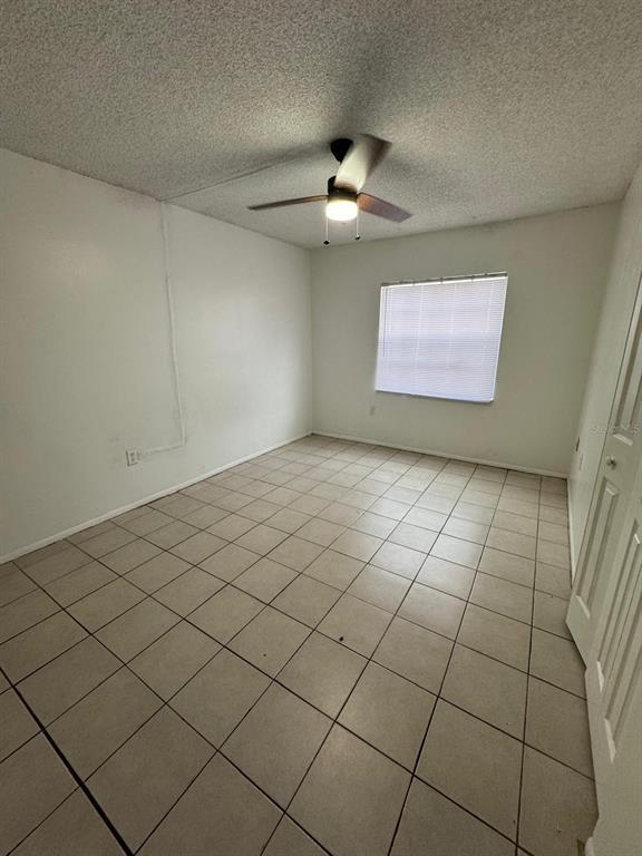 Building Photo - 1432 Holden Ave