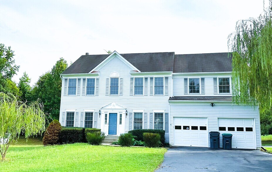 Building Photo - 19 Sunrise Valley Ct