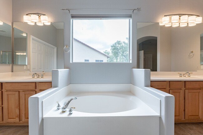 Building Photo - 4 Bedroom, 2.5 Baths with Private Pool!