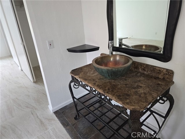 Building Photo - 955 Le Conte Dr