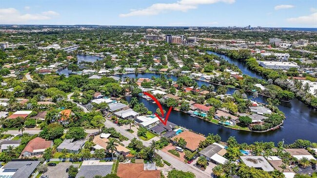 Building Photo - 2157 Coral Gardens Dr