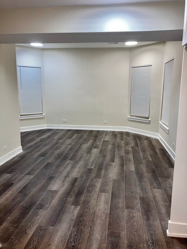 Building Photo - 6634 S Minerva Ave