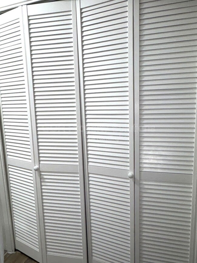 Building Photo - 3505 Tyson Pl NE