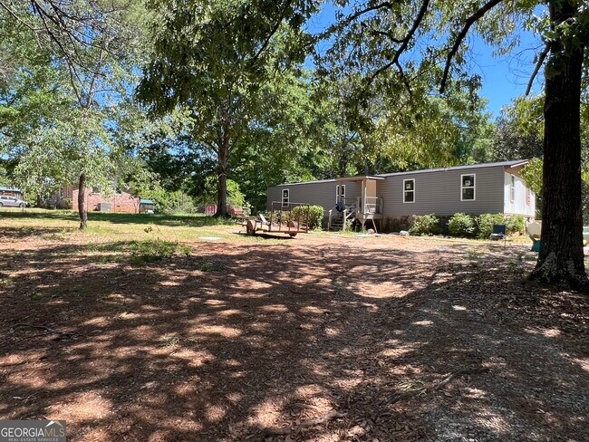 Building Photo - 2310 Hwy 42 S