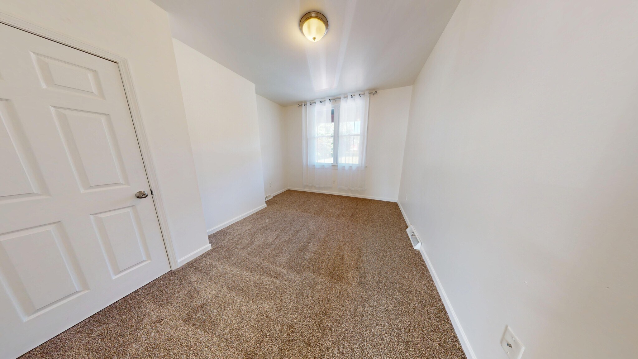 Building Photo - 7322 Idlewild St