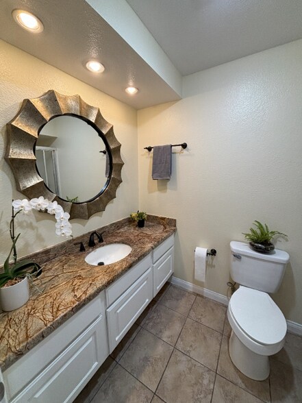 Building Photo - 2812 Camino Capistrano
