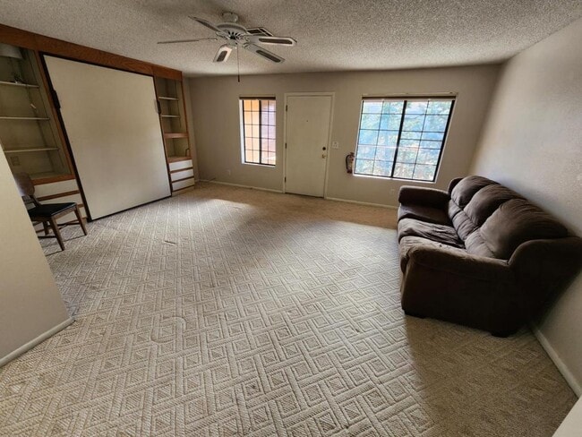 Building Photo - 1084 Tower Butte Dr
