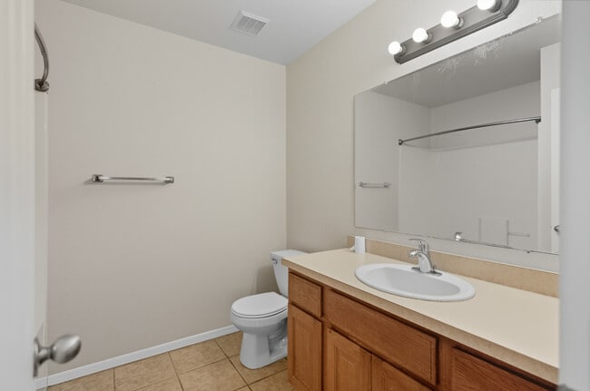 Building Photo - 2912-2914 Fairway Hamlet Ct