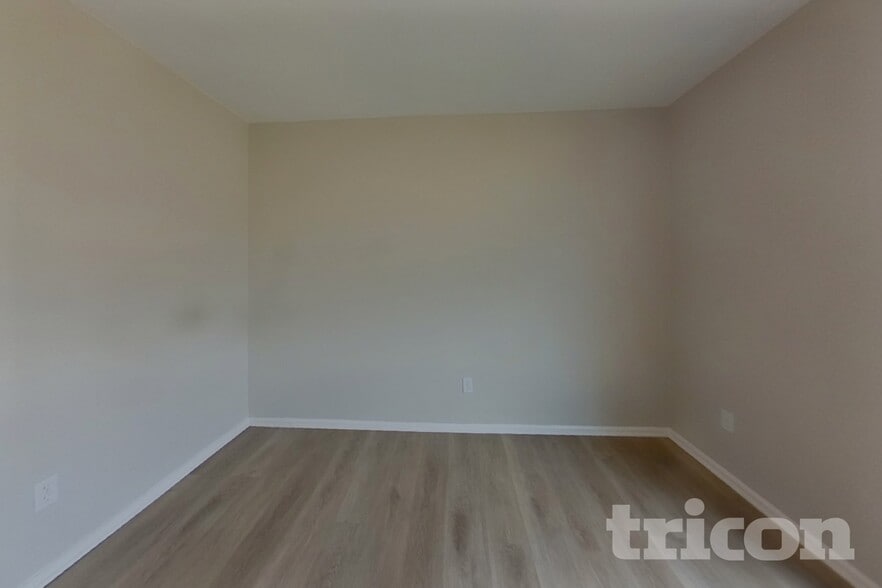 Building Photo - 6427 Jules Dr
