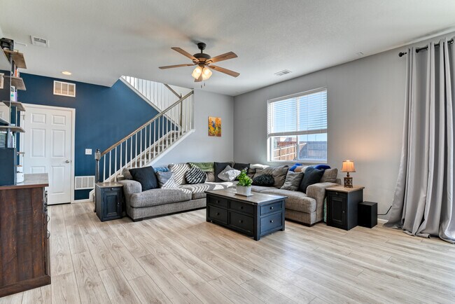 Building Photo - 9857 Beckham St