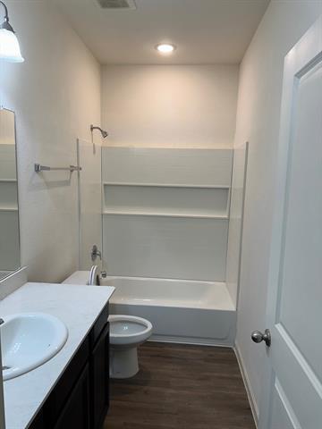 Building Photo - 825 Cedar Elm Dr