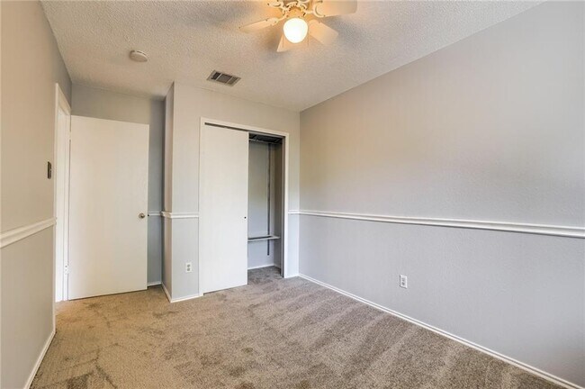 Building Photo - 15025 Wells Port Dr