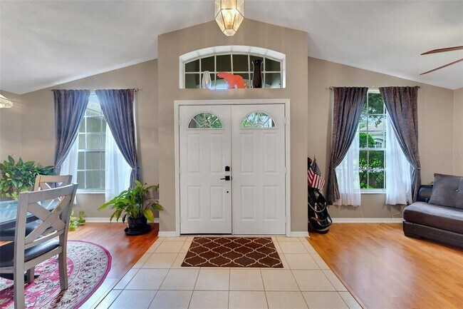 Building Photo - 273 Englenook Dr