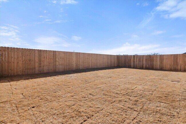 Building Photo - 2609 Garland Ave