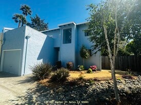 Building Photo - 132 Bar Harbor Ct