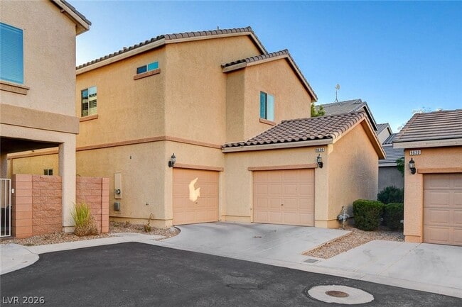 Building Photo - 9634 Volk Ave