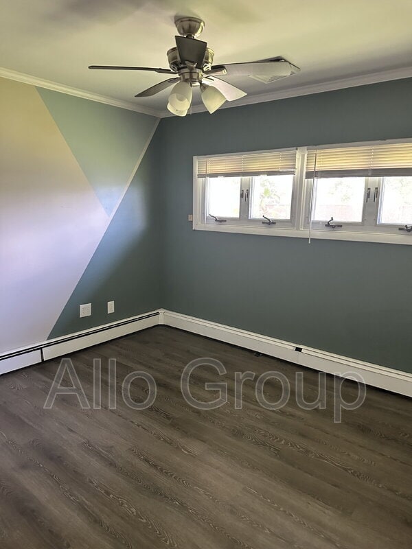 Building Photo - 25 Martindale Dr
