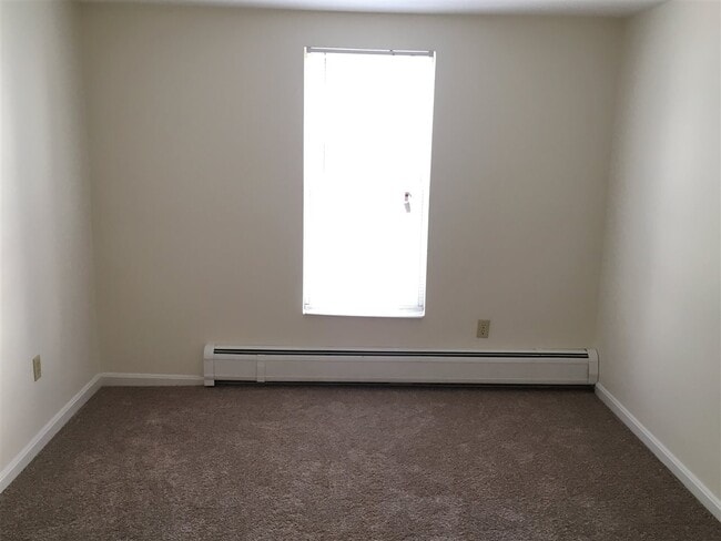 Building Photo - 141 Second St