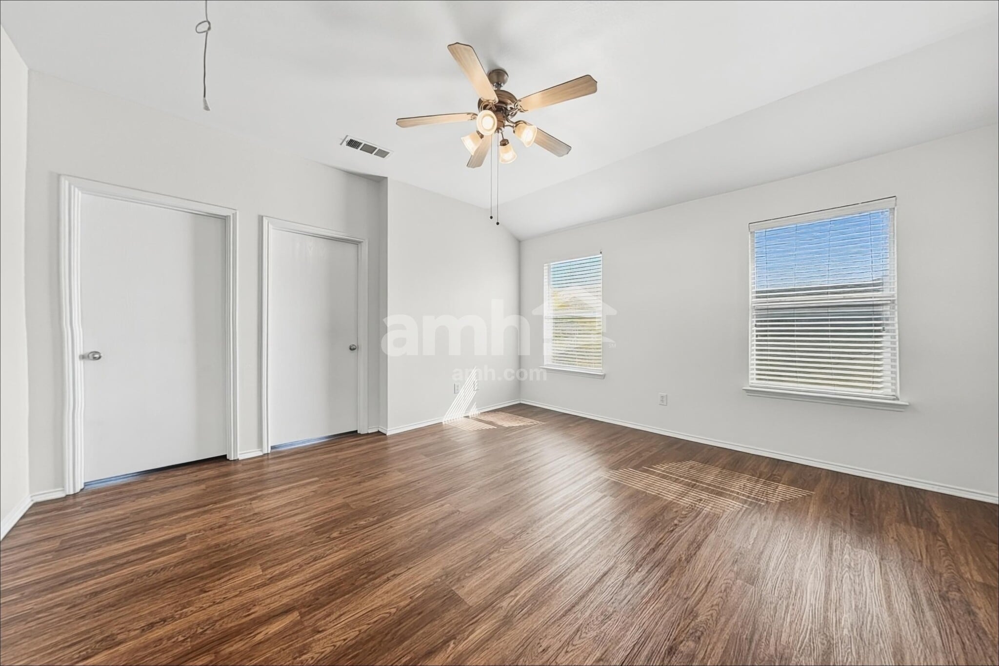Building Photo - 4000 Hidden Meadow Ct