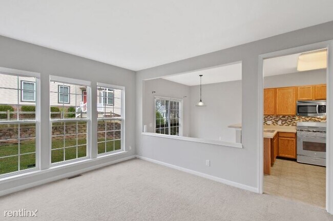 Building Photo - 3 br, 2.5 bath Townhome - 43 Shire Ct
