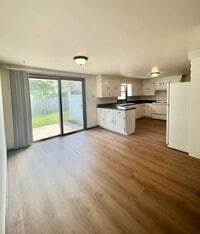 Building Photo - 2489 Trojan Dr