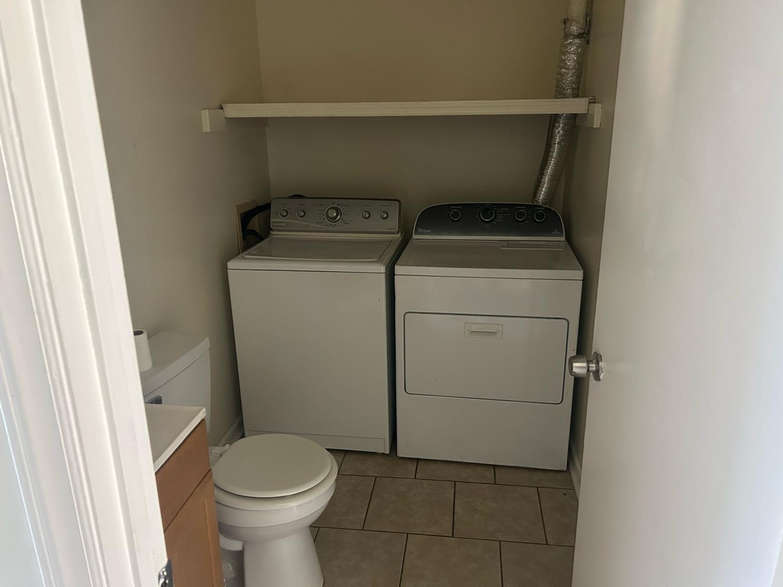 Building Photo - 5735 Aftonshire Dr