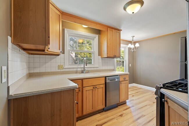 Building Photo - 345 Burroughs Dr