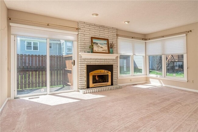 Building Photo - 94 Greenwood Park